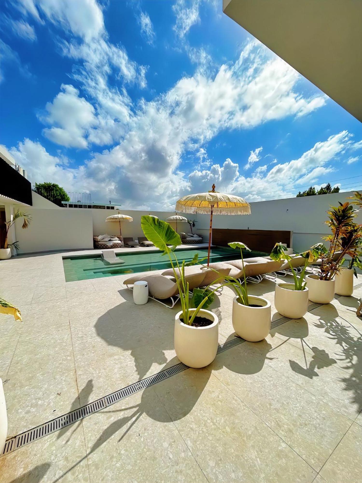 Bali Posh Hotel Pr Carolina Eksteriør billede